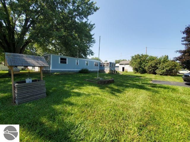 2890 Twin Lake Road, Lupton, MI 48635