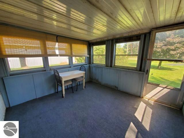 2890 Twin Lake Road, Lupton, MI 48635