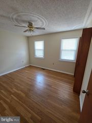 4620 HARWICH RD, Harrisburg, PA 17109