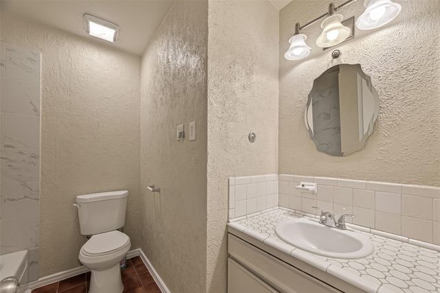 1211 Helms Road, Houston, TX 77088