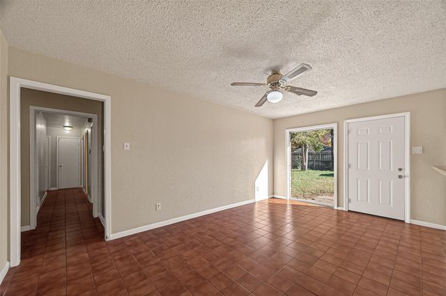 1211 Helms Road, Houston, TX 77088