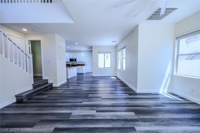 6649 Bluebell Garden Street, Las Vegas, NV 89149
