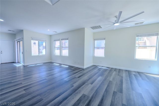 6649 Bluebell Garden Street, Las Vegas, NV 89149