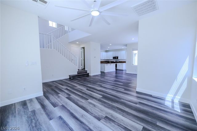6649 Bluebell Garden Street, Las Vegas, NV 89149