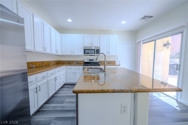 6649 Bluebell Garden Street, Las Vegas, NV 89149
