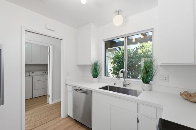 1265 Riesling Terrace, Sunnyvale, CA 94087