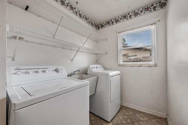 3916 CASABA LOOP, Valrico, FL 33596