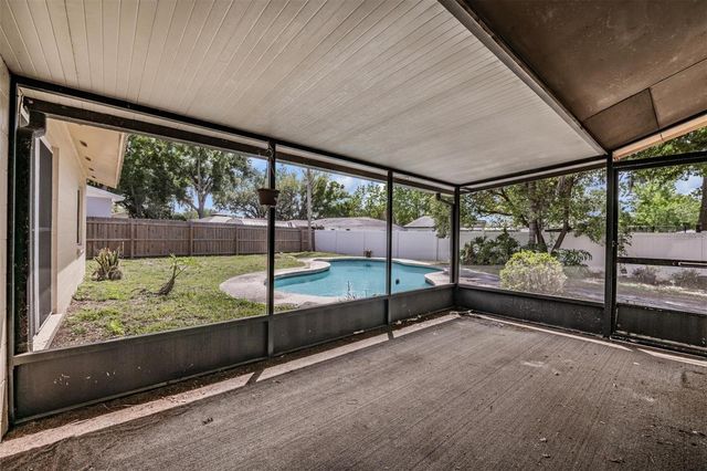 3916 CASABA LOOP, Valrico, FL 33596