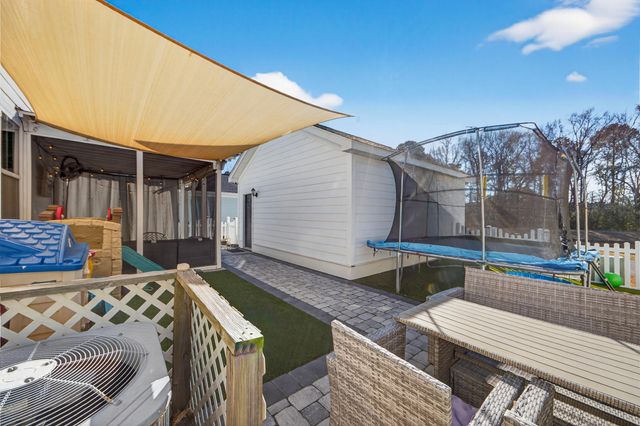 105 Crossandra Avenue, Summerville, SC 29483