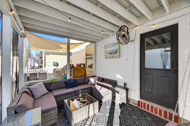 105 Crossandra Avenue, Summerville, SC 29483