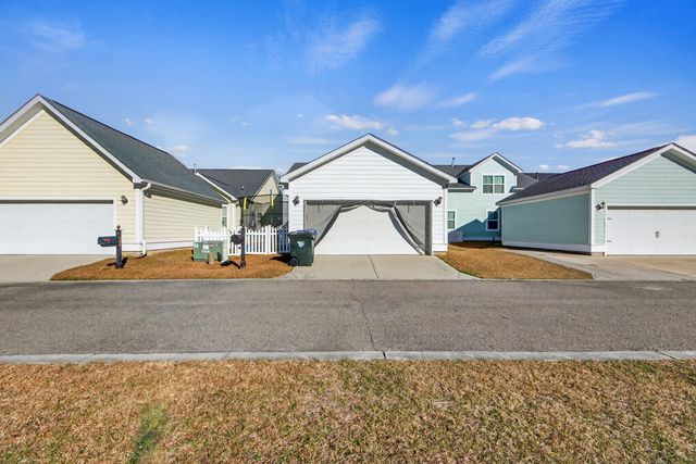 105 Crossandra Avenue, Summerville, SC 29483