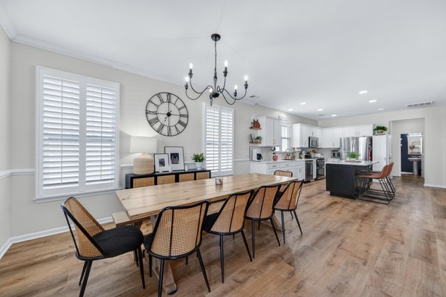 105 Crossandra Avenue, Summerville, SC 29483