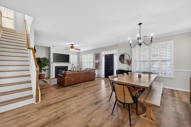 105 Crossandra Avenue, Summerville, SC 29483