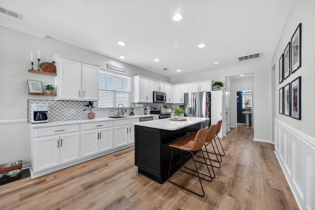 105 Crossandra Avenue, Summerville, SC 29483