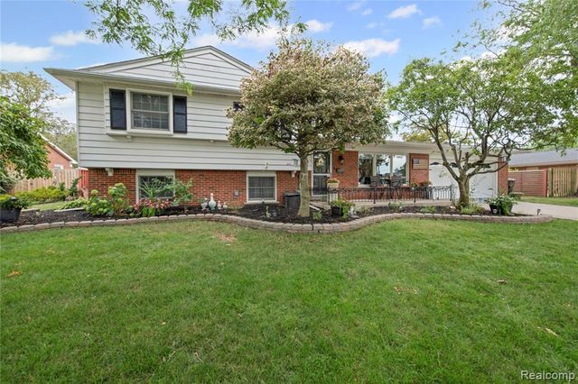 1659 Boxford Street, Trenton, MI 48183