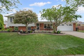 1659 Boxford Street, Trenton, MI 48183