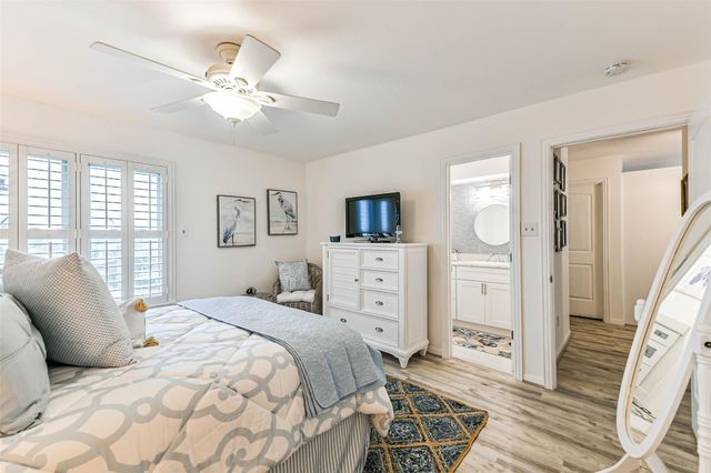 7312 Seawall Boulevard 217, Galveston, TX 77551