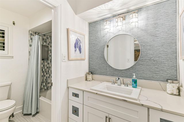 7312 Seawall Boulevard 217, Galveston, TX 77551