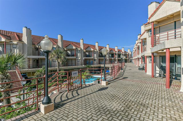 7312 Seawall Boulevard 217, Galveston, TX 77551