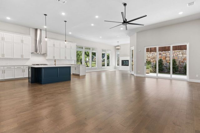 350 Pearland Drive, Prosper, TX 75078