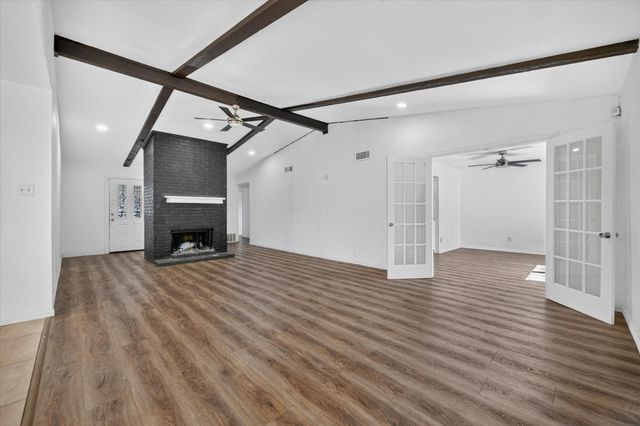 7209 Cleburne Road, Fort Worth, TX 76133