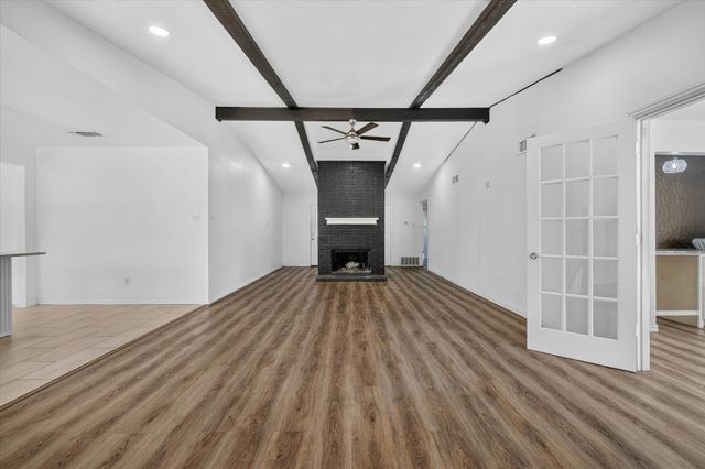 7209 Cleburne Road, Fort Worth, TX 76133