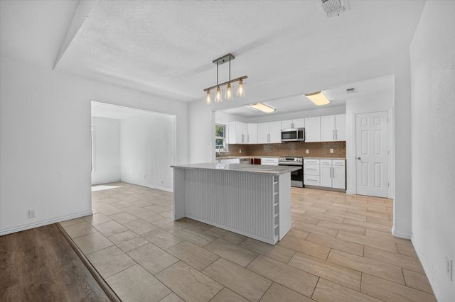 7209 Cleburne Road, Fort Worth, TX 76133