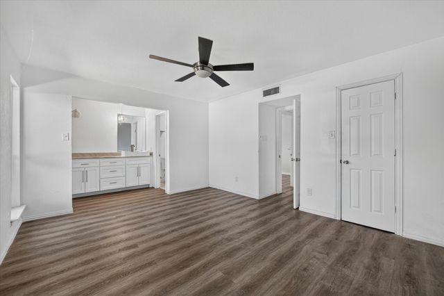 7209 Cleburne Road, Fort Worth, TX 76133