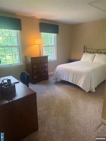 12 Laurel Hill Road, Rockaway Township, NJ 07435