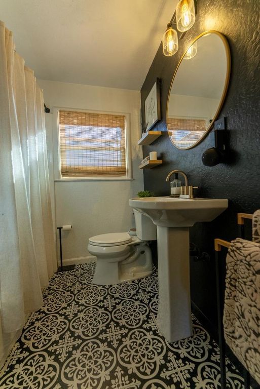 Image 32 of property listing at 1825 Wilshire Boulevard, San Jose, CA 95116