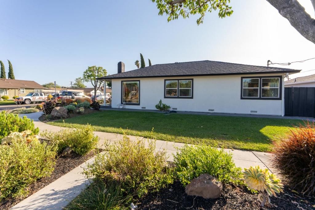 Image 5 of property listing at 1825 Wilshire Boulevard, San Jose, CA 95116