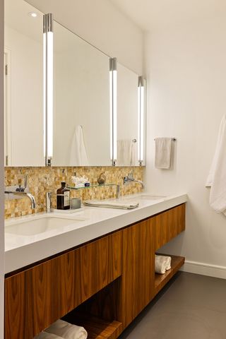 72 Mercer St Apt 4E, New York City, NY 10012