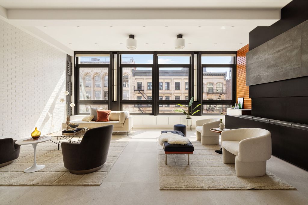 72 Mercer St Apt 4E, New York City, NY 10012