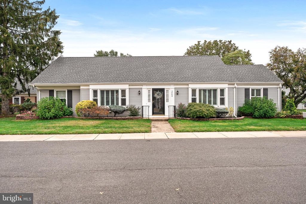 546-B SPRINGFIELD WAY, Monroe Township, NJ 08831
