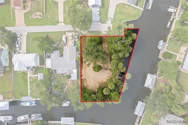 1941 NW 16th Street, Crystal River, FL 34428