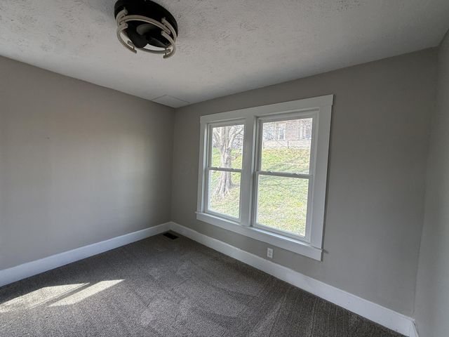 229 N Spring Street, Logan, OH 43138