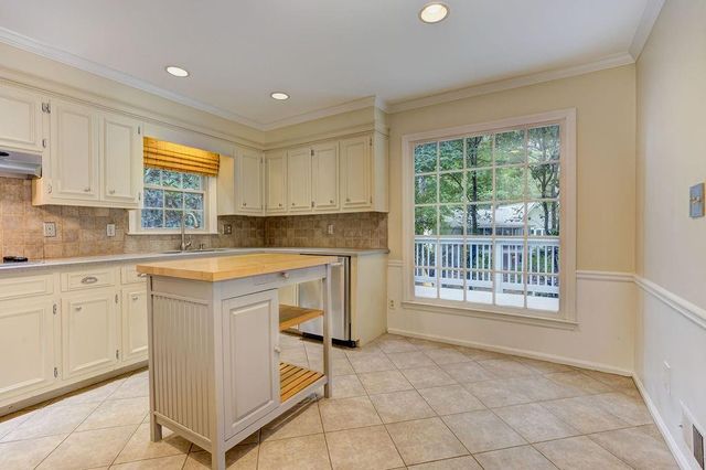420 Sassafras Lane, Roswell, GA 30076