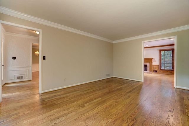 420 Sassafras Lane, Roswell, GA 30076
