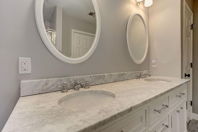 420 Sassafras Lane, Roswell, GA 30076
