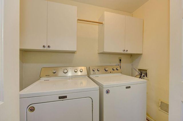 420 Sassafras Lane, Roswell, GA 30076