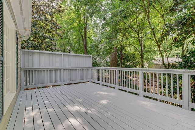 420 Sassafras Lane, Roswell, GA 30076