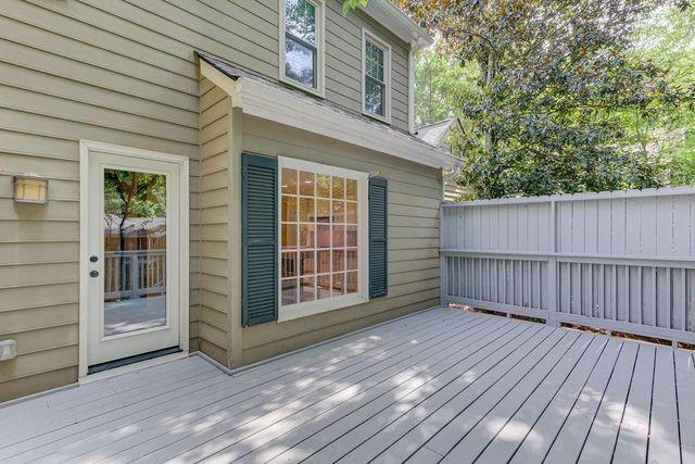 420 Sassafras Lane, Roswell, GA 30076