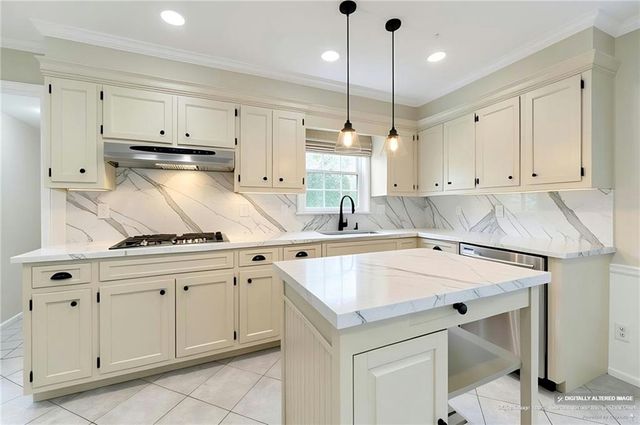 420 Sassafras Lane, Roswell, GA 30076