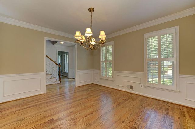 420 Sassafras Lane, Roswell, GA 30076