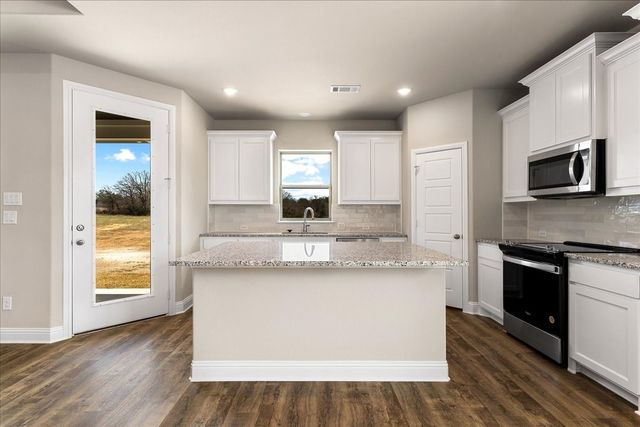 1045 Leo Lane, Poolville, TX 76487