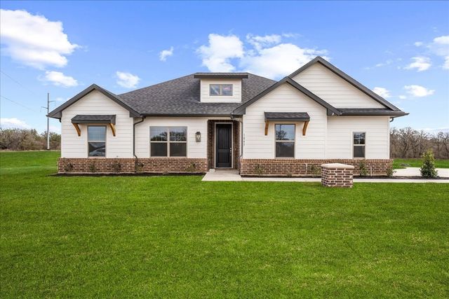 1045 Leo Lane, Poolville, TX 76487