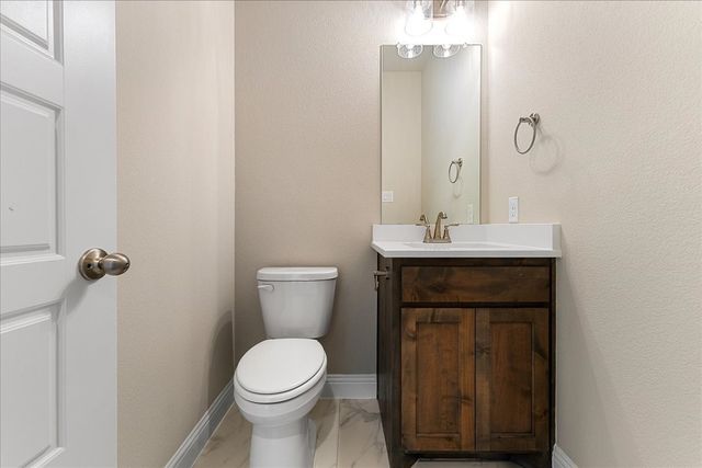 1045 Leo Lane, Poolville, TX 76487