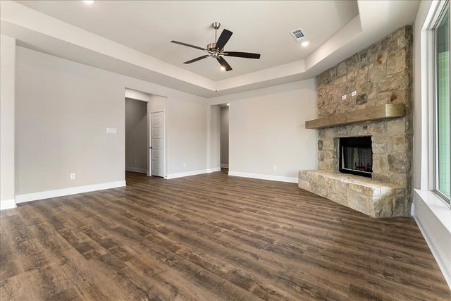1045 Leo Lane, Poolville, TX 76487