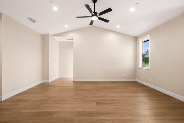 1873 Conifer Dr, Paradise, CA 95969