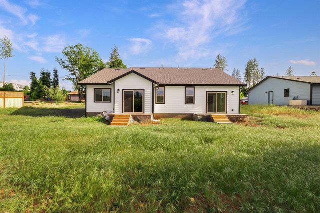 1873 Conifer Dr, Paradise, CA 95969
